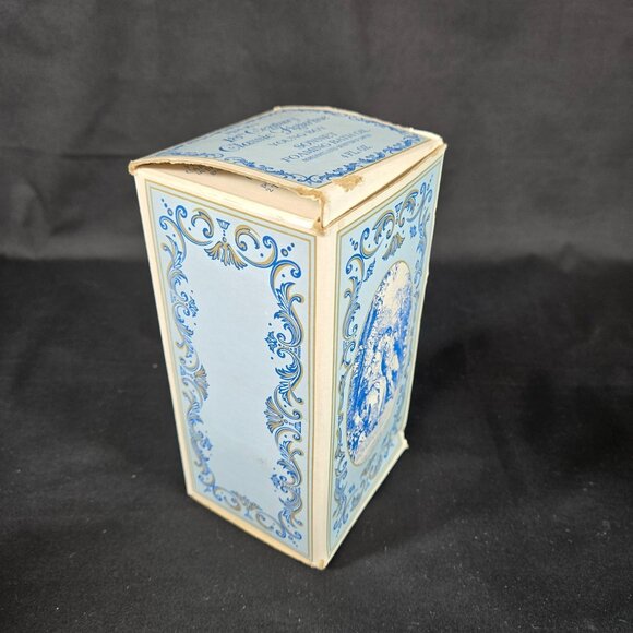 Vtg 70s Avon Bottle 18th Century Classic Figurine Young Boy Bust -Display Only - Picture 12 of 15